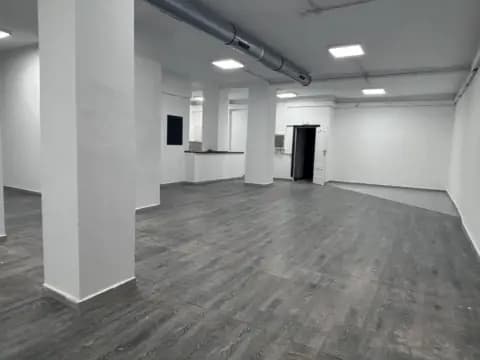 Local comercial en Avenida del Arquitecto Gómez Cuesta