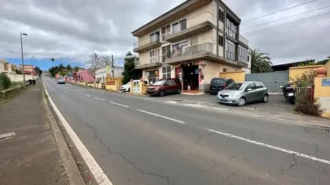 Edificio en calle La Cañada