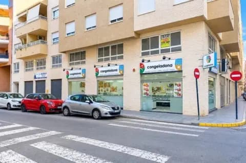 Local comercial en calle Comandante Manuel Gimeno, nº 21