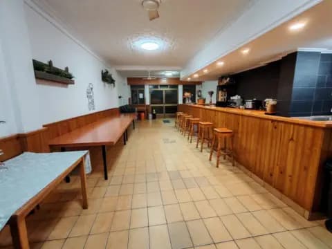 Local comercial en calle de Santa Tegra