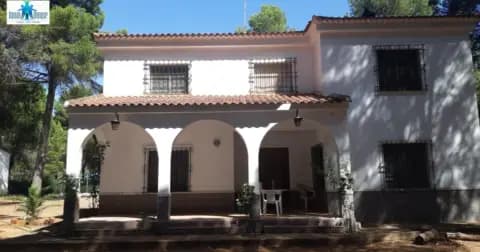 Chalet en Pinares del Júcar