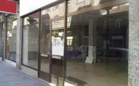 Local comercial en calle de Sanjurjo Badía
