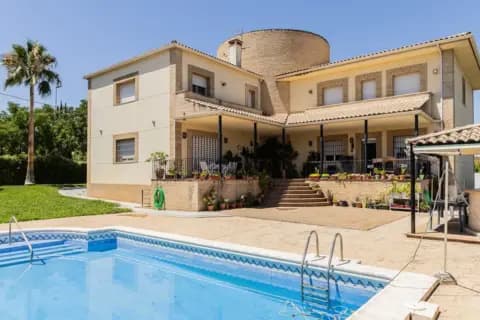 Chalet en calle Pantano de la Serena, 44