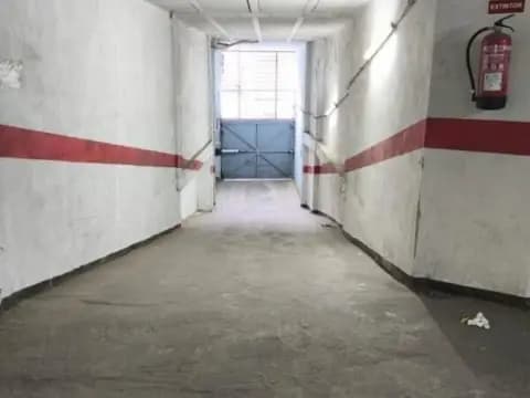 Garaje en calle de José Lanot