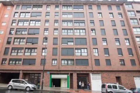 Local comercial en calle Xenpelar