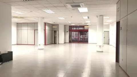 Local comercial en Carrer del Marquès de la Ensenada, 14