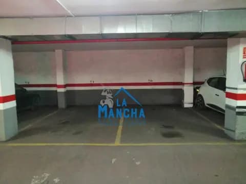 Garaje en calle San Antonio de la Barquera