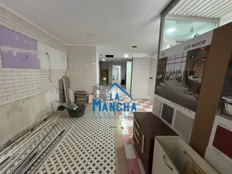 Local comercial en Centro-Villacerrada