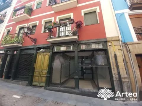 Local comercial en calle calle Belosticalle, nº 6
