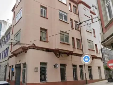 Local comercial en calle de Lugo