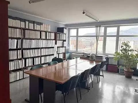 Oficina en Doneperiaga-Deustuibarra (San Pedro-La Ribera)