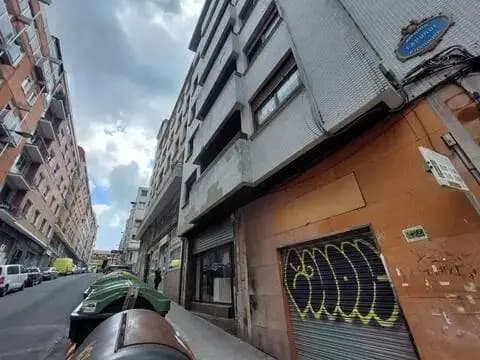 Local comercial en calle Irala