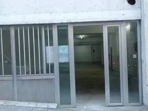 Local comercial en Praza España-Zona Corte Inglés