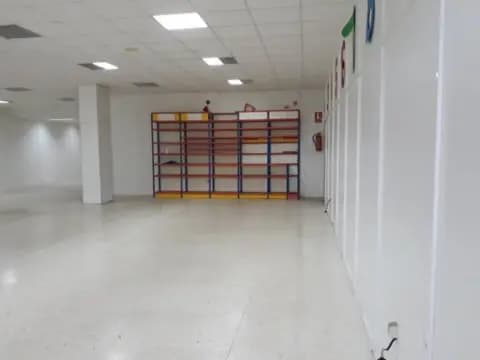 Local comercial en Campus Norte-San Caetano