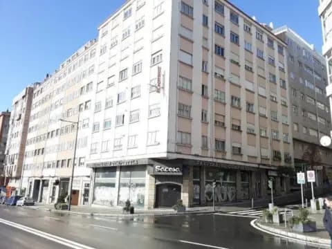 Local comercial en Ensanche