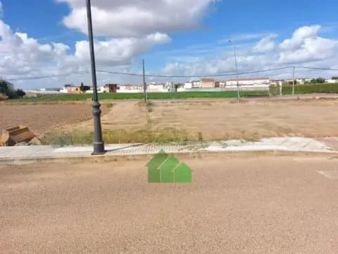Terreno en Montijo