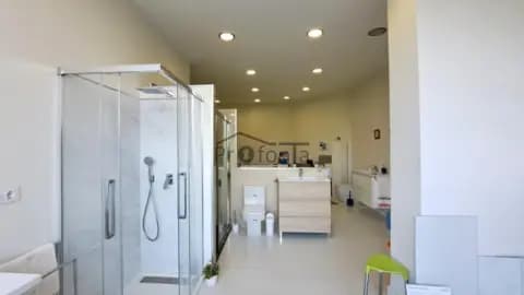 Local comercial en calle Castelao