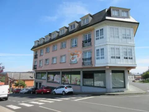 Local comercial en Moeche