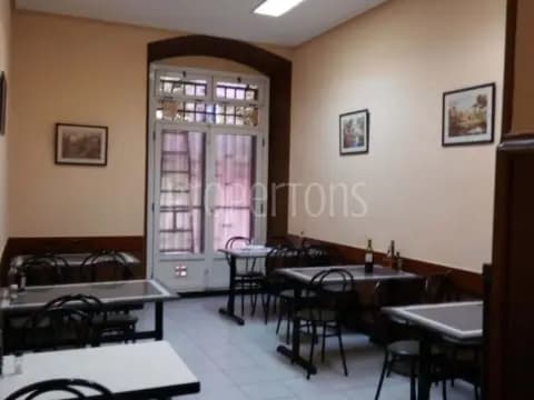 Local comercial en calle Ibaiondo, nº 35