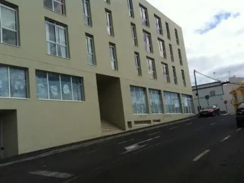 Local comercial en calle Plaza