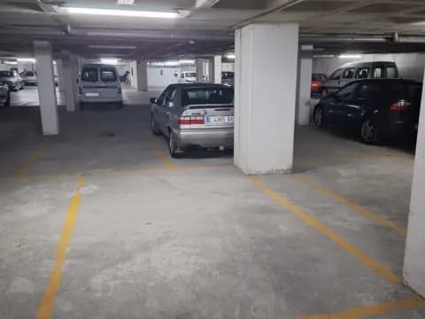 Garaje en calle Teixugueiras, 32