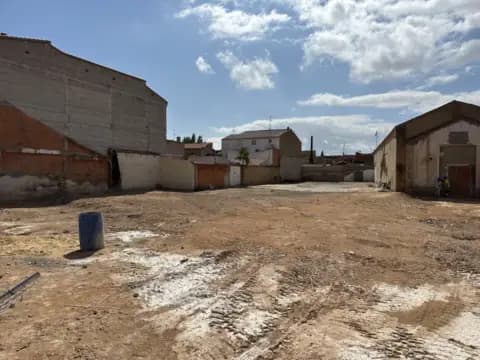 Terreno en Madrigueras