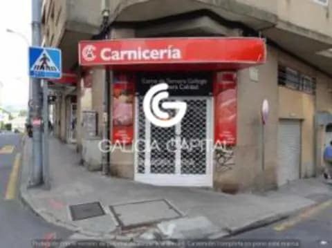 Local comercial en calle Emilia Pardo Bazán