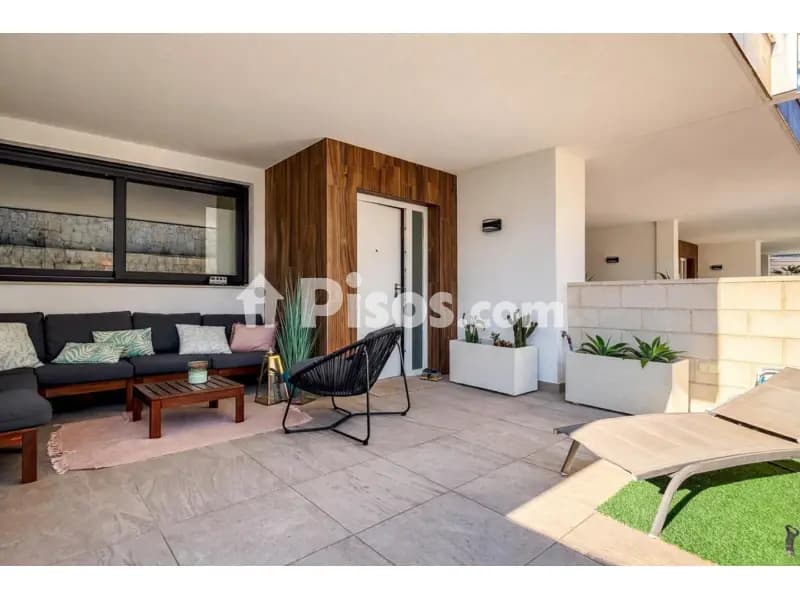 Casa pareada en Carrer de Canarias