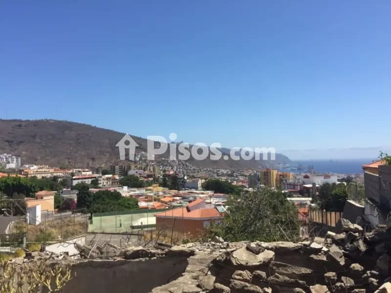 Terreno en calle Agustin Miralles Carlo