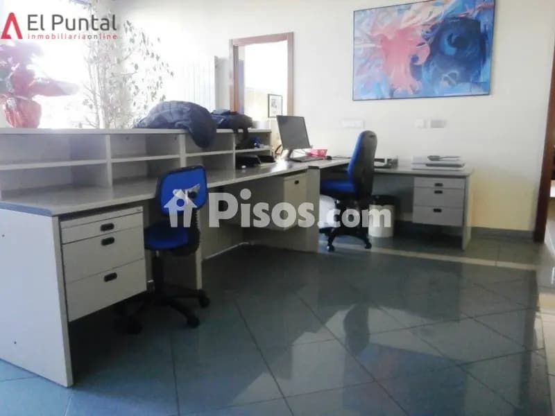 Local comercial en Peñacastillo-Nueva Montaña