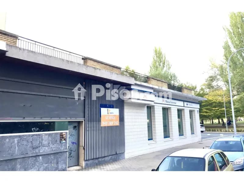 Local comercial en calle de la Fuente del Hierro