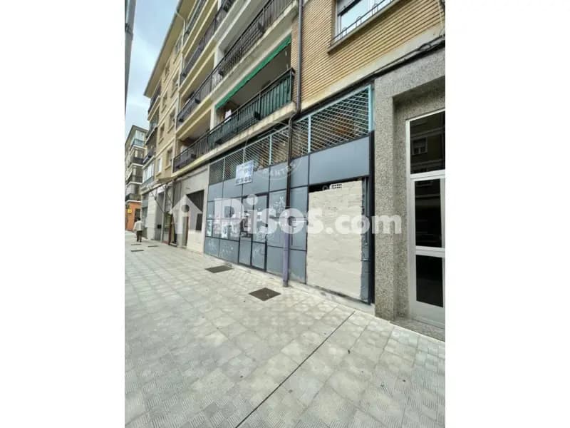 Local comercial en calle de Santesteban