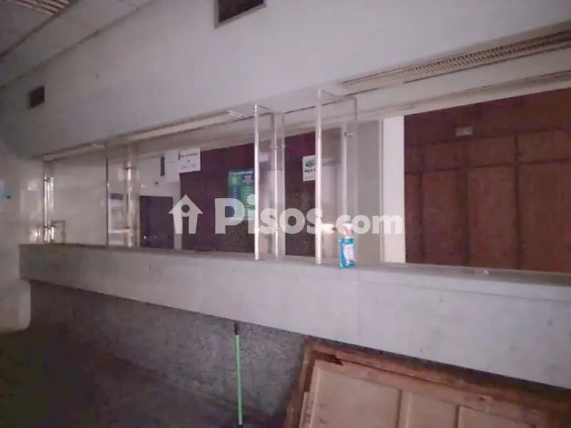 Local comercial en Cazoña-Albericia-Alisal