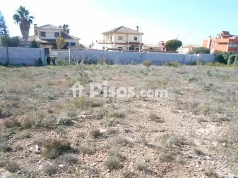 Terreno en Avenida Sol Naciente
