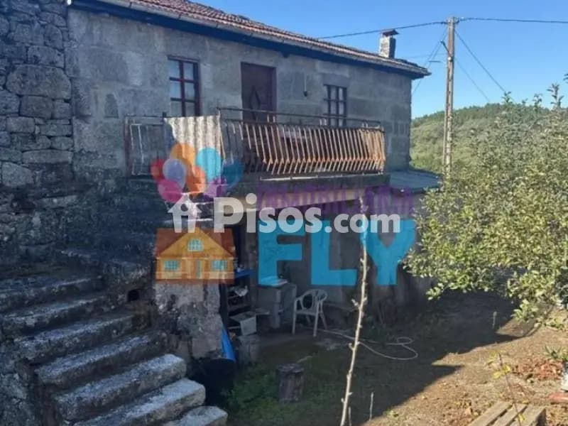 Casa rústica en Cenlle