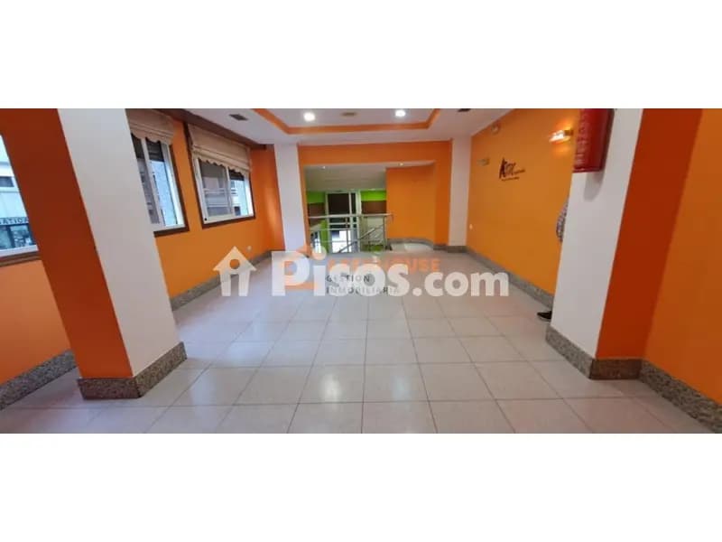 Local comercial en Carballiño (O)