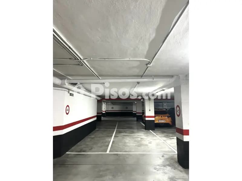 Garaje en Avenida de Pío XII, 30