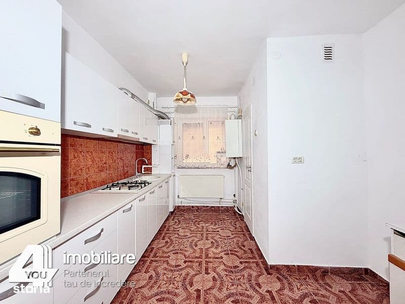 Apartament 2 camere Ineu ,62 mp,et.4/4, mobilat,utilat +termotecă