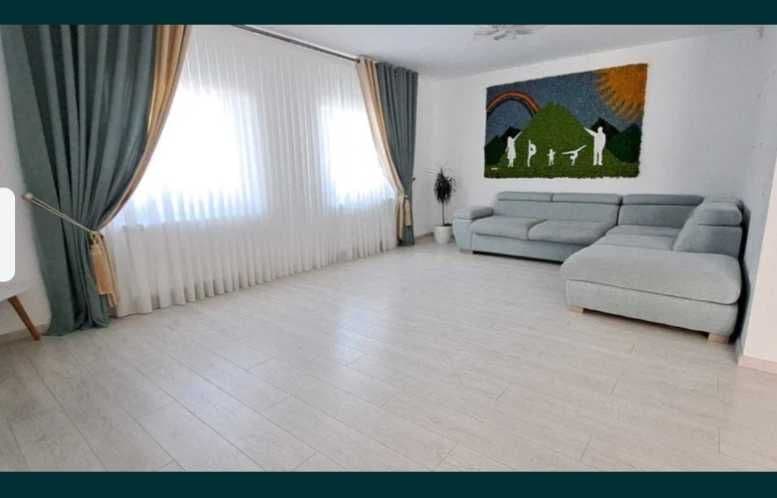 Proprietar vând casă complet mobilata 200 mp