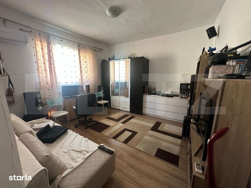 Casa 4 camere, 117 mp, zona Unio/Closca