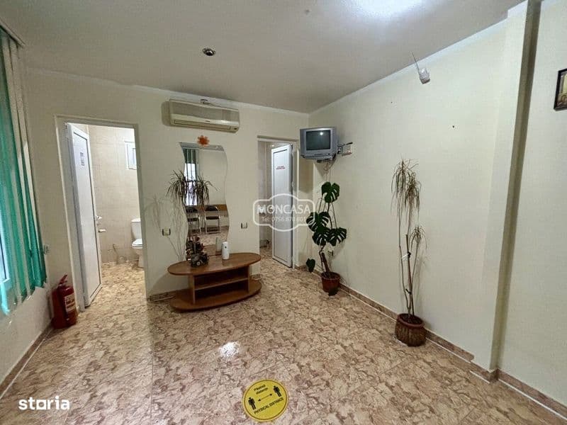 Spatiu comercial  30 mp si apartament 2 camere zona Marchian