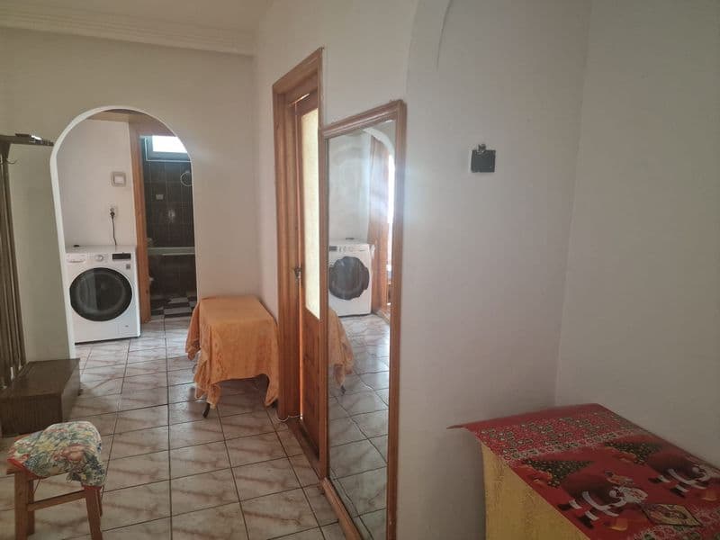 Ap 3 Cam Maratei str Progresului 70mp etaj 1 decomandat centrala