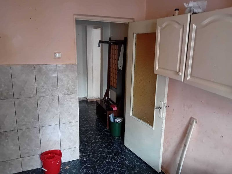 Ap 2 cam Politia locala 45mp parter centrala termopan termoizolat