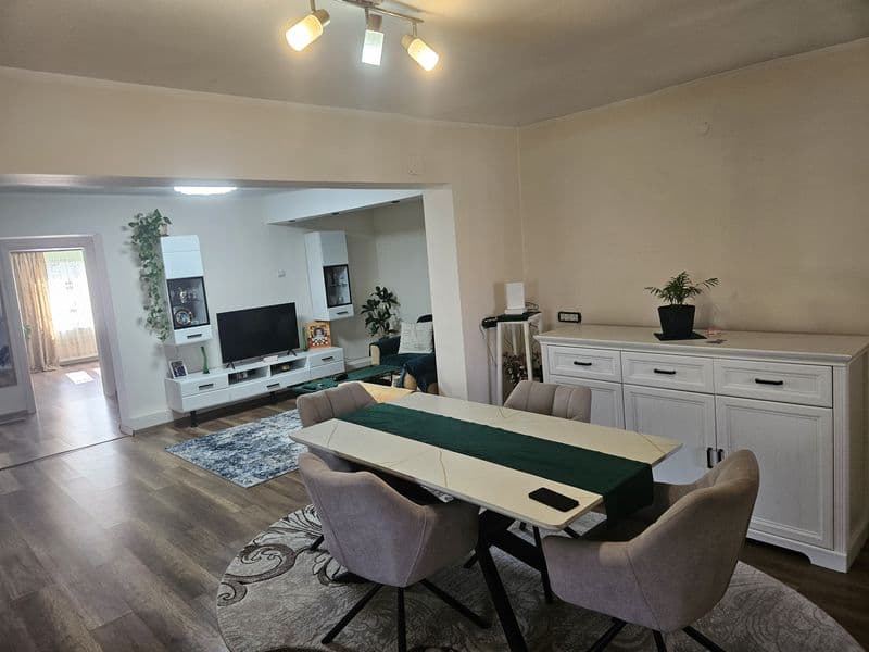Casa de vânzare 140 m2