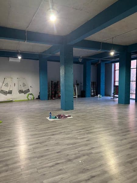 Închiriere , vânzare  spatiu comercial ultracentral 1600 mp cu parcare subterana
