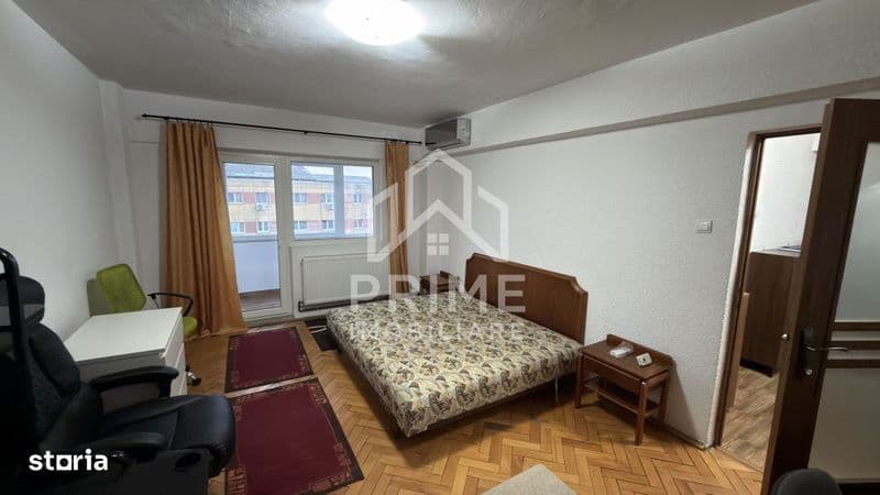 Apartament decomandat 3 camere/2 bai/ 63 mp/ zona Mercur Cetate