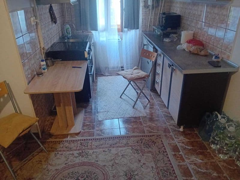 Ap 2 Cam Maratei 1 la cheie 54mp etaj 3 renovat mobilat decomandat