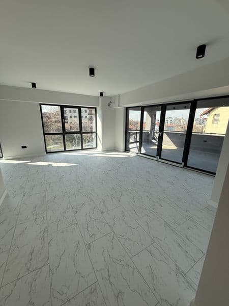 Apartament-bloc nou 2026 -4 camere-163mp-terase--Persoana Fizica