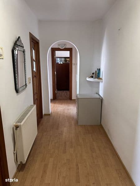 Apartament 2 camere 58 mp, decomandat- zona Primaverii