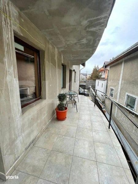 Apartament cu destinatii multiple, semifinisat, 227 mp, zona Scheia